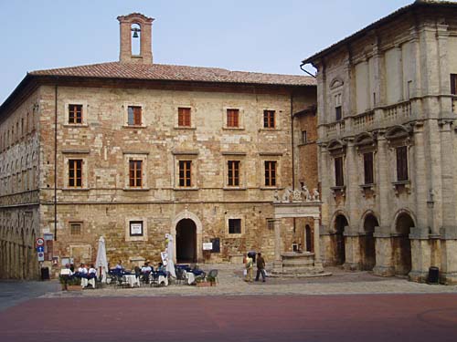 piazza-grande.jpg